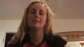 Janice je všeč njen sosedov trdi tič - 2022-02-24 10:16:29