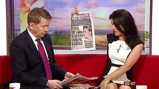 Cougar Veronica Avluv Poleti na a Guy's Beef - 2022-02-24 11:16:31