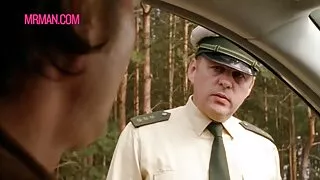 Ličenje na Kortneyjevih rožnatih ustnicah - 2022-03-19 04:58:41
