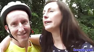 Črn babe ve, kako sesati tiča - 2022-03-21 03:34:58