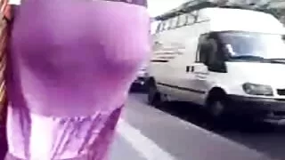 Prsata punca je ji lizala muco - 2022-03-19 04:58:31